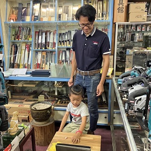子連れ出勤の様子