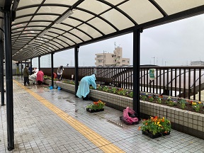 前後駅