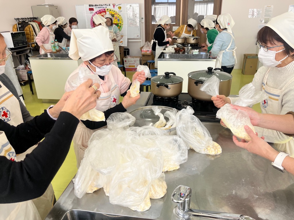 災害食調理の様子(2)