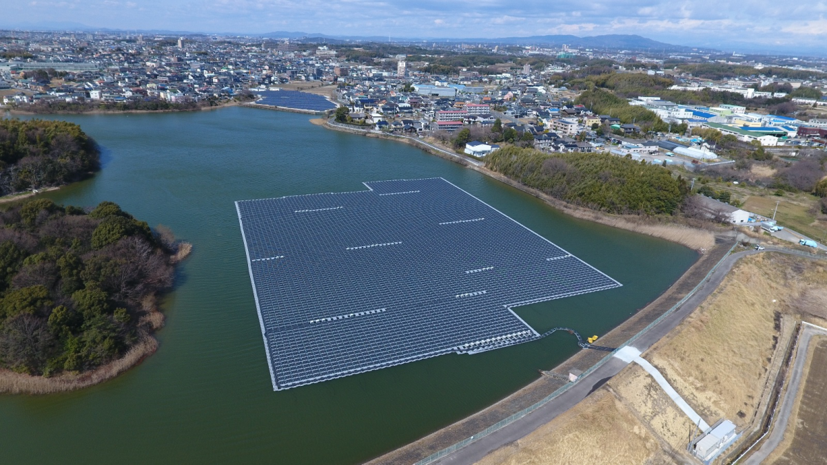 豊明市水上メガソーラー発電所の写真